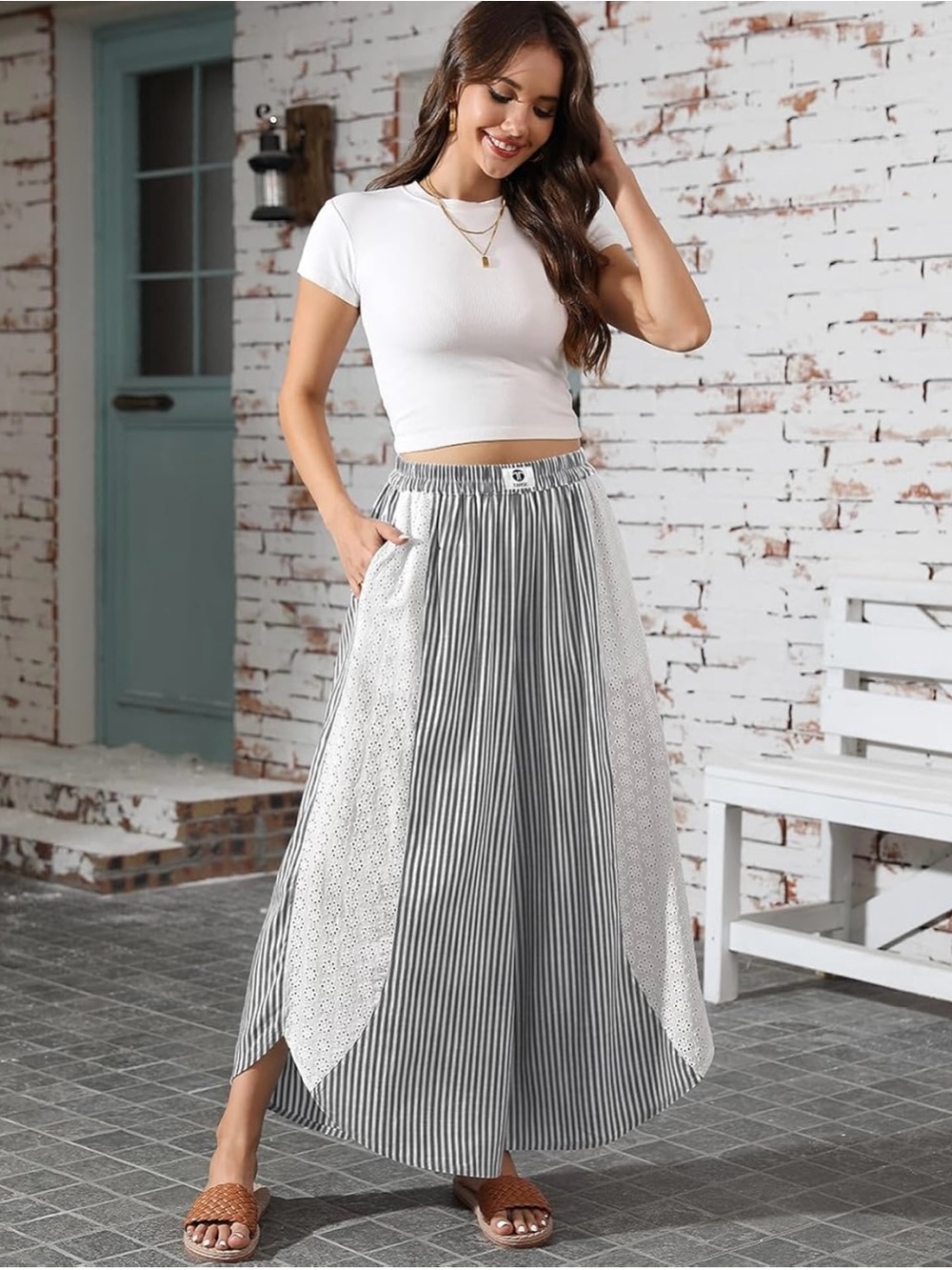 NWT Striped Black & White stripe Wide leg linen pants with pockets